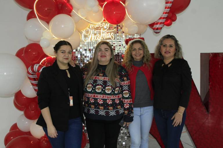 Celebran colaboradores de Noroeste un 2023 pleno de festejos