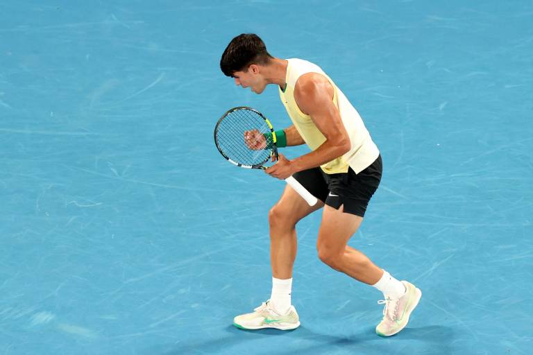 Carlos Alcaraz regresa con victoria ante Richard Gasquet en el Abierto de Australia