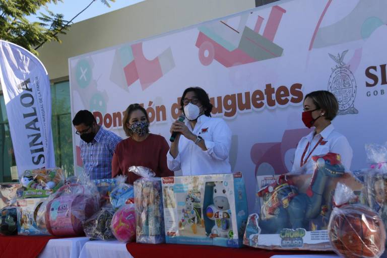 Casa Ley realiza donativo este Día de Reyes al DIF Sinaloa