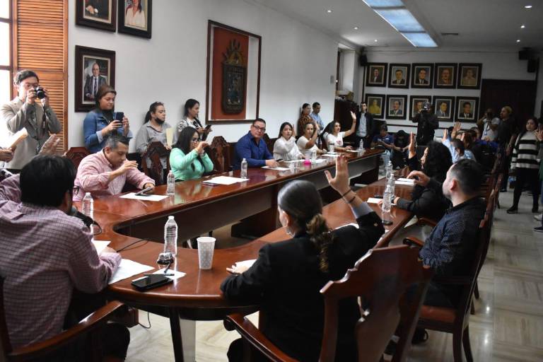 Autoriza Cabildo de Culiacán cesiones de derechos y 20 solicitudes de jubilación