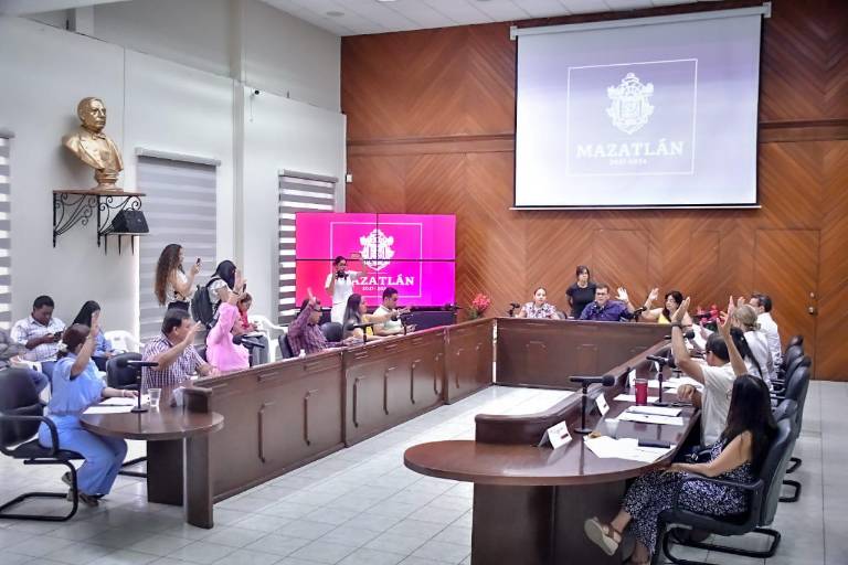 Con equidad de género, seleccionan a 14 integrantes del Cabildo Juvenil 2024 de Mazatlán