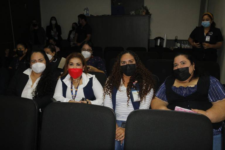 Verónica de León comparte sus conocimientos en el HGC