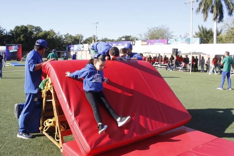Una vez más, compiten Rojos y Azules en el Instituto Senda