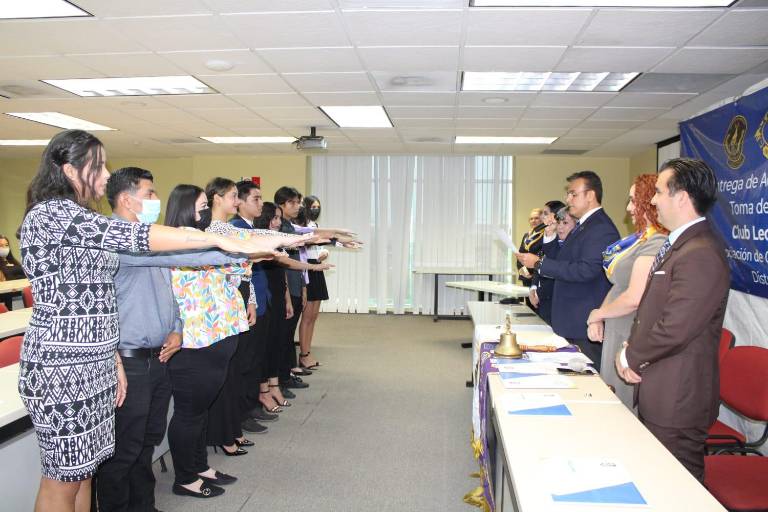 Claudio Medina se compromete a trabajar en pro del Club Leo Culiacán