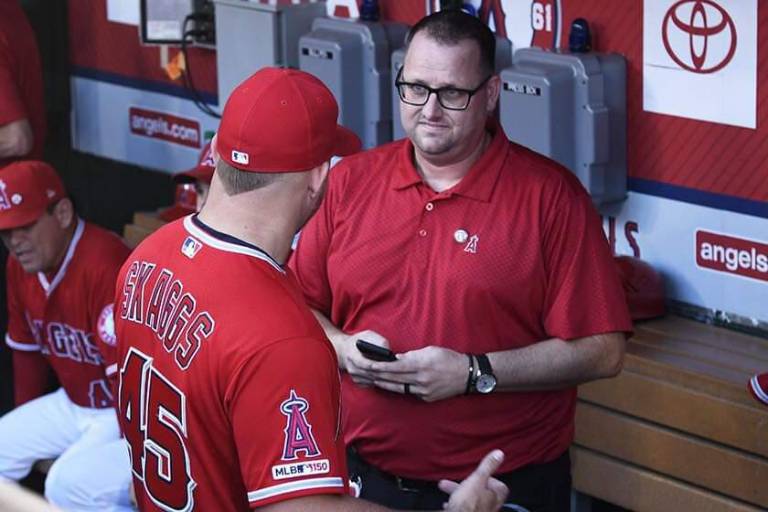 Ex empleado de Angelinos es declarado culpable de distribuir drogas que causaron la muerte del pítcher Tyler Skaggs