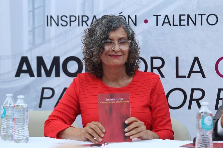 En Diálogos de nuestra historia presentan el libro ‘Chispas de un mismo fuego’