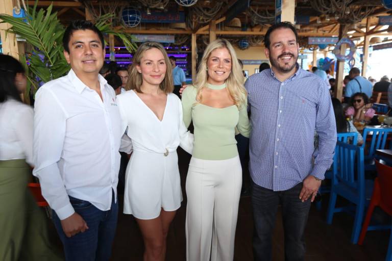 Se inaugura El Muchacho Alegre en la Zona Dorada de Mazatlán