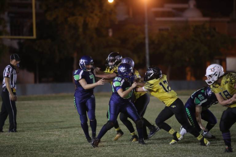 Cierra Halcones con victoria el rol regular de Futbol Americano Femenil