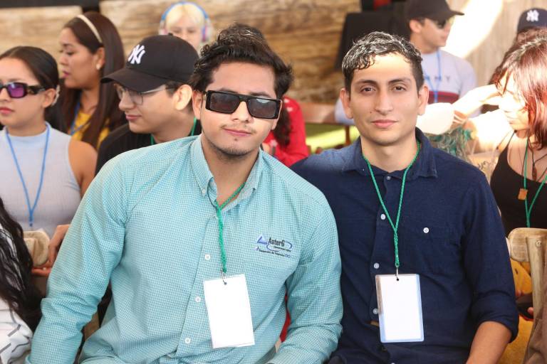 Asisten al Primer Encuentro de Biología ‘Observando Ciencia’