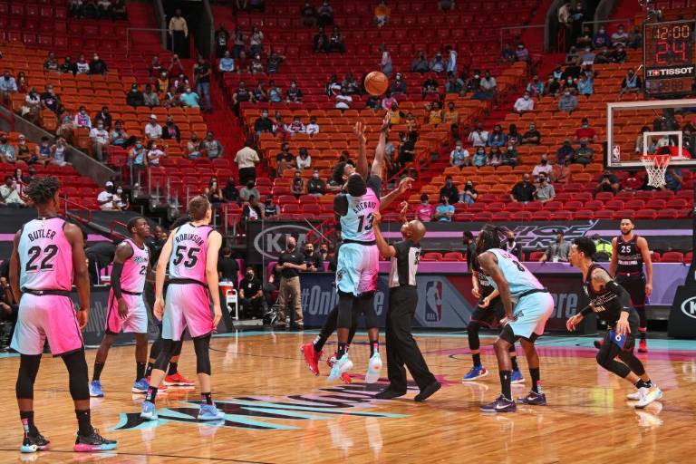 Miami Heat y otra gran actuación para vencer a Philadephia 76ers