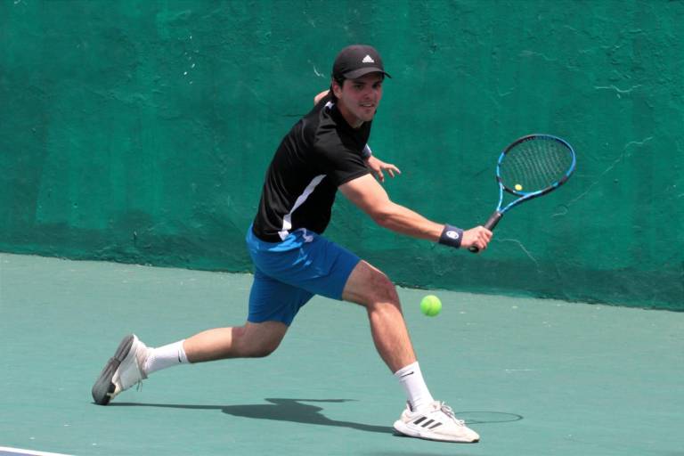 Mariano Hinojos sigue incontenible en el Torneo de Tenis Nancy Grimes de Semana Santa