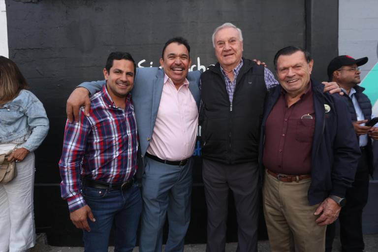 La barda del Muelle Fiscal de Mazatlán se convierte en Galería del Arte Urbano