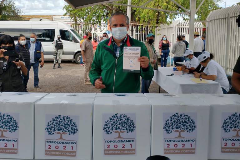 Vargas Landeros pide dar oportunidad de que entre la industria a Ahome, al participar en consulta sobre planta de amoniaco