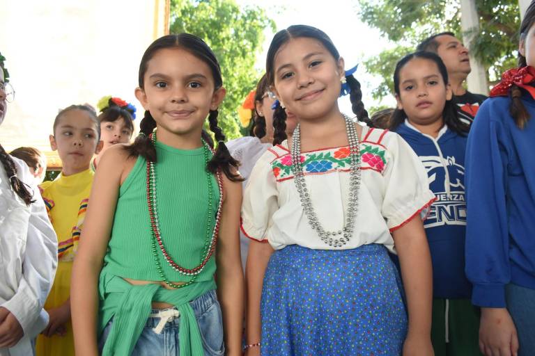 Celebran alumnos del Senda la Revolución Mexicana