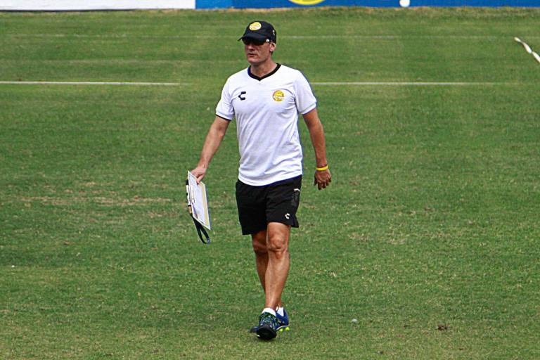 Gabriel Caballero, la carta más fuerte para dirigir a Mazatlán FC, según medios