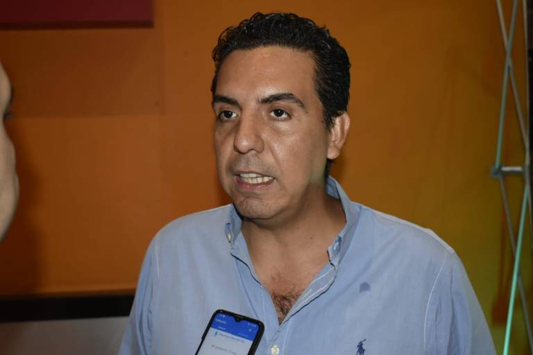 Presentan en Culiacán el documental ‘Con tinta en las venas’