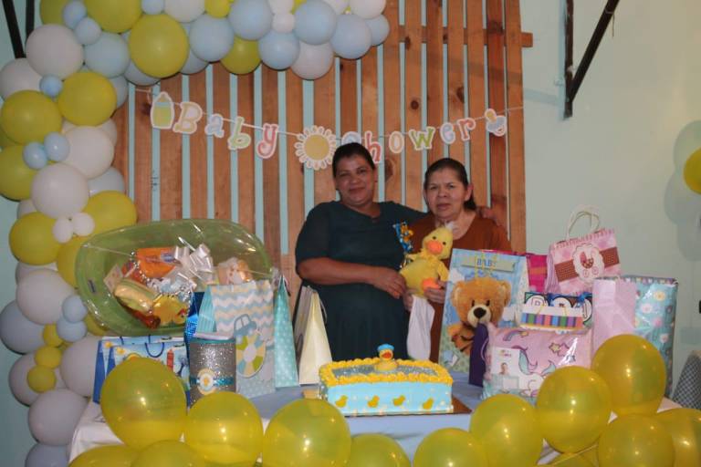 Dolores del Rocío Félix de Torres se renueva como mamá