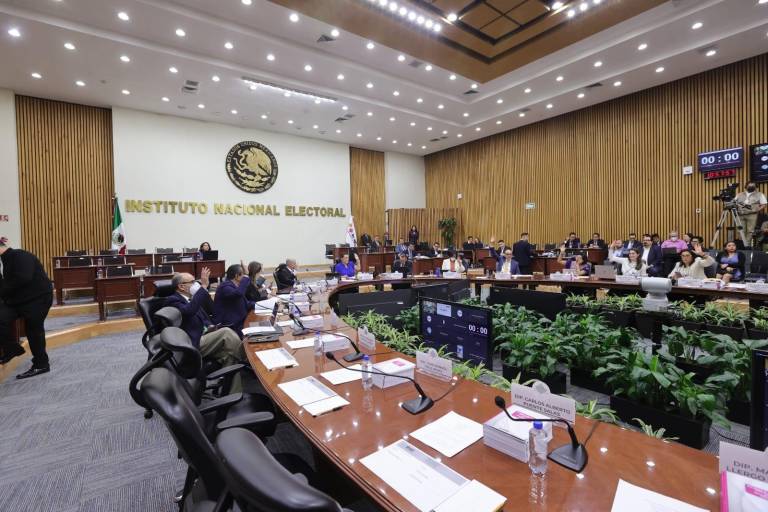 INE establecerá distribución de pluris en Congreso por partido, no por coalición, adelanta Taddei