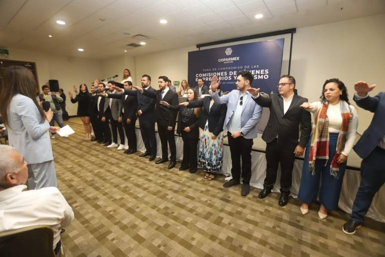Toman protesta a nuevas comisiones de Turismo y Jóvenes Empresarios de Coparmex