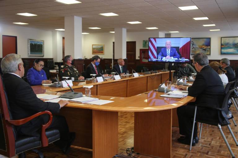 NYT: Biden espera que AMLO cuide la frontera, así como lo hizo con Trump, pero ahora sin amenazas