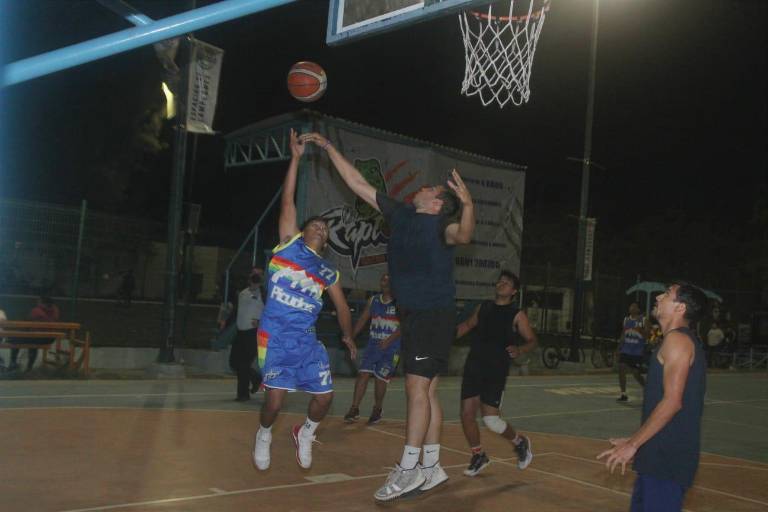 Casa María doblega a Spartanos en la cancha Casa Hogar, de Mazatlán