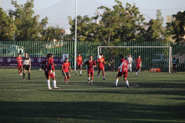 Equipos locales avanzan a las finales de la Copa Mazatlán de Futbol 9 y 11