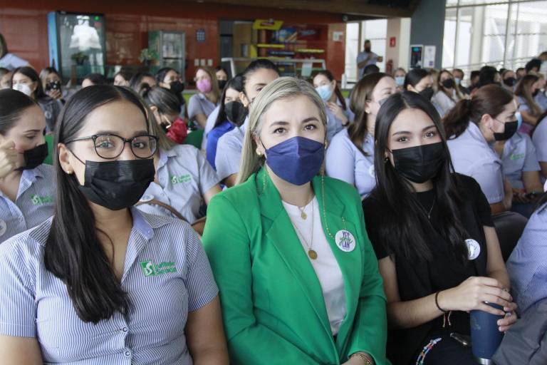 Docentes del Instituto Senda asisten al congreso Yes You Can