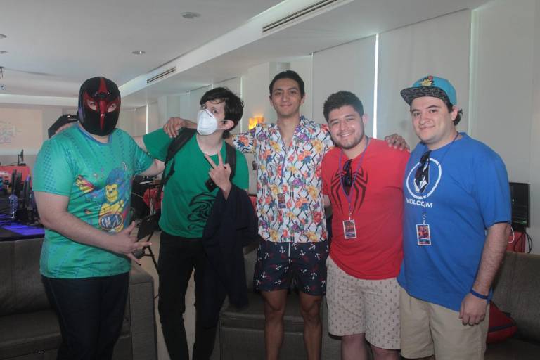 Se divierten en el Torneo de Super Smash Bros Ultimate Delfino Maza Reta 2022