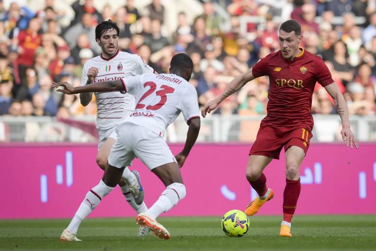 Roma y Milán salen tablas