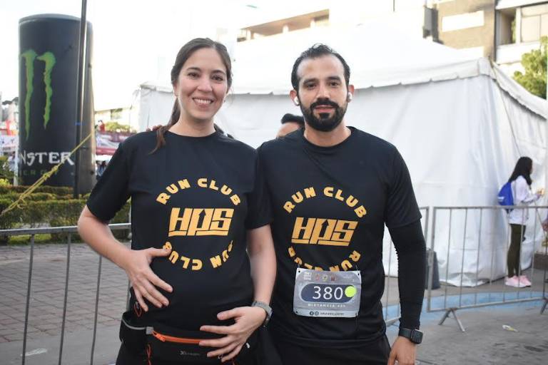 Corren por la paz en Sinaloa en el Maratón Internacional de Culiacán 2025