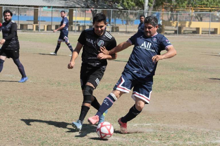 Hospital General corta invicto de IMSS en Futbol Intermédicos