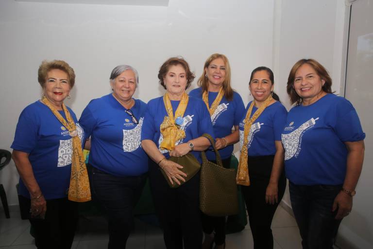 Las motivan a conocerse y seguir de la mano de Dios con su apostolado