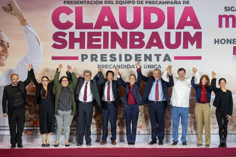 Sheinbaum presenta equipo de precampaña; Tatiana Clouthier se suma