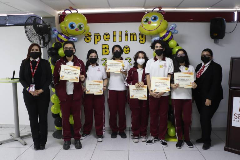 Muestran su talento en el Spelling Bee en el Colegio Sebec