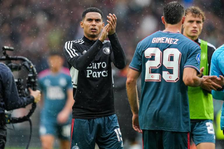 Mexicanos Érick Gutiérrez y Santiago Giménez tienen acción en triunfo del PSV ante el Feyenoord