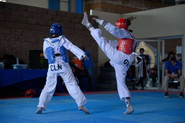 Culiacán y Guasave brillan en el taekwondo estatal de los Juegos Conade