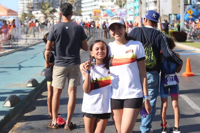 Disfrutan del Red Petroil AsTri Internacional Mazatlán 2023