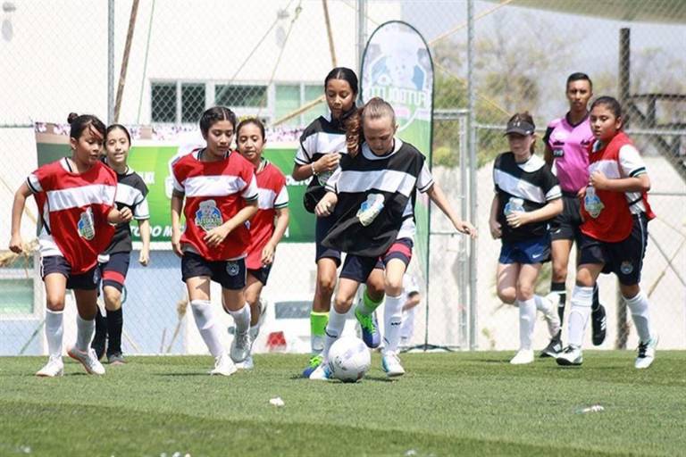 Van 70 equipos registrados en Torneo Futbolito Bimbo