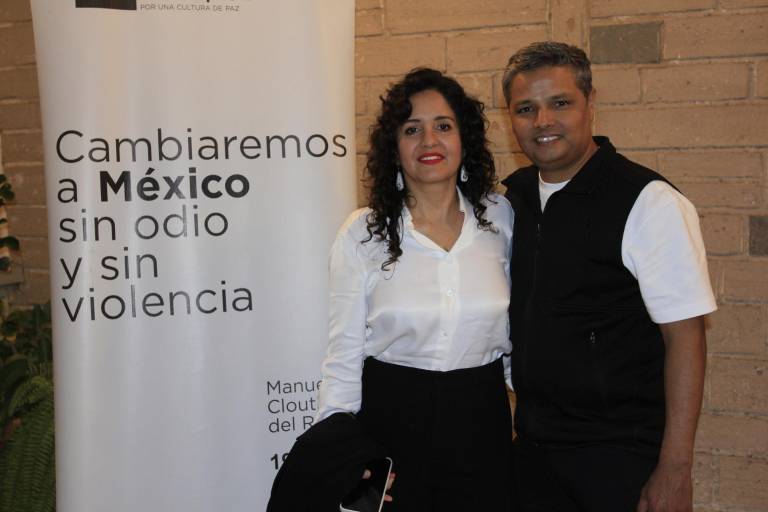 Recorren sinaloenses la memoria arquitectónica de Culiacán