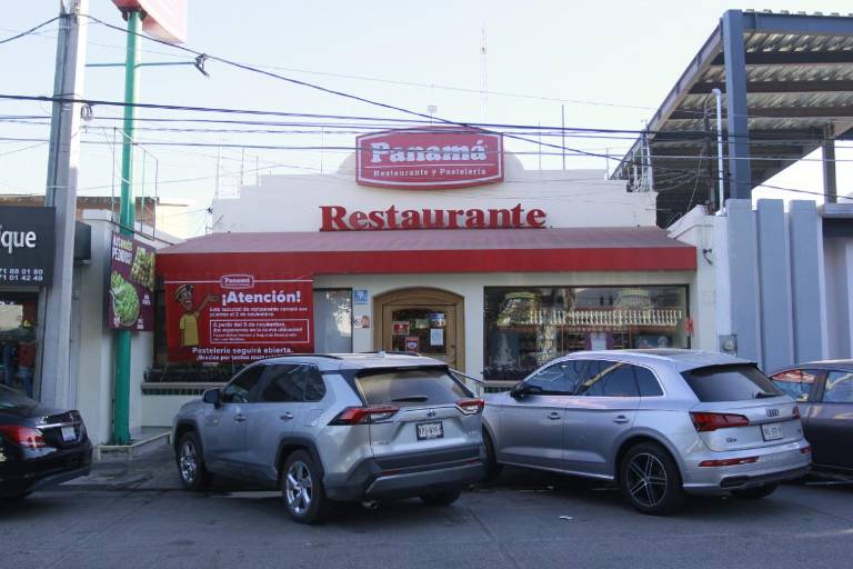 Cierra restaurante Panamá de Las Quintas, en Culiacán, con aviso de que tendrá nueva ubicación
