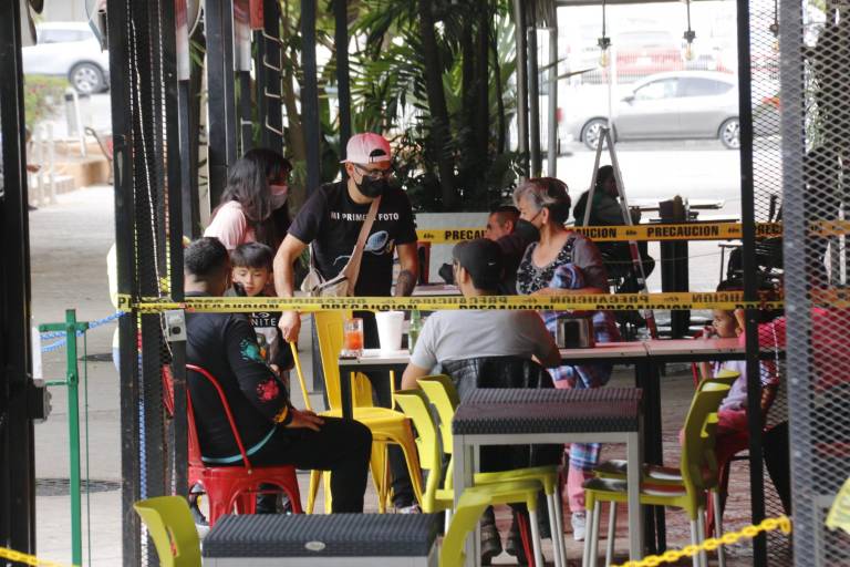 Por cuarta ola de contagios de Covid, aumenta hasta 20% el ausentismo de trabajadores en empresas en Culiacán