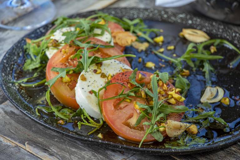 Presenta Cayenna sus nuevos platillos