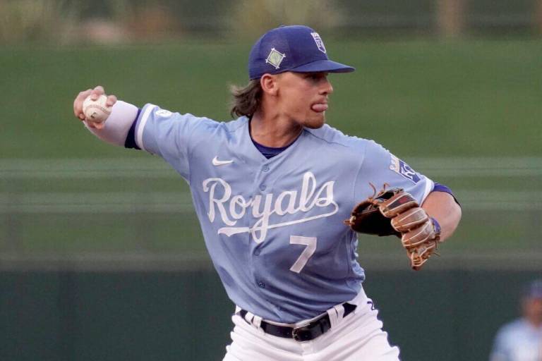 Bobby Witt Jr. comenzará la campaña en los Reales