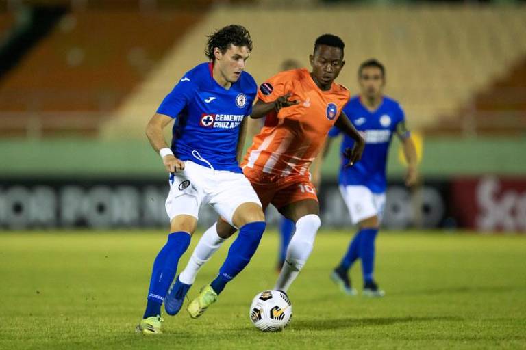 Cruz Azul decepciona con empate sin goles ante el Arcahaie