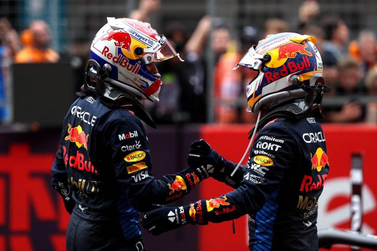 Red Bull vuelve a acaparar el podio; ‘Checo’ Pérez es tercer lugar en GP de China