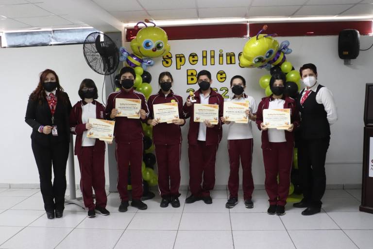 Muestran su talento en el Spelling Bee en el Colegio Sebec