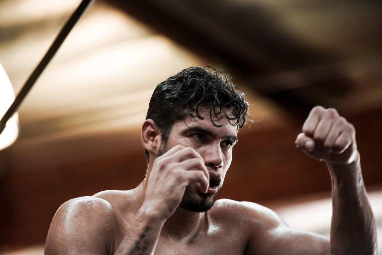 ‘Zurdo’ Ramírez no es opción para Canelo, opina Eddie Hearn