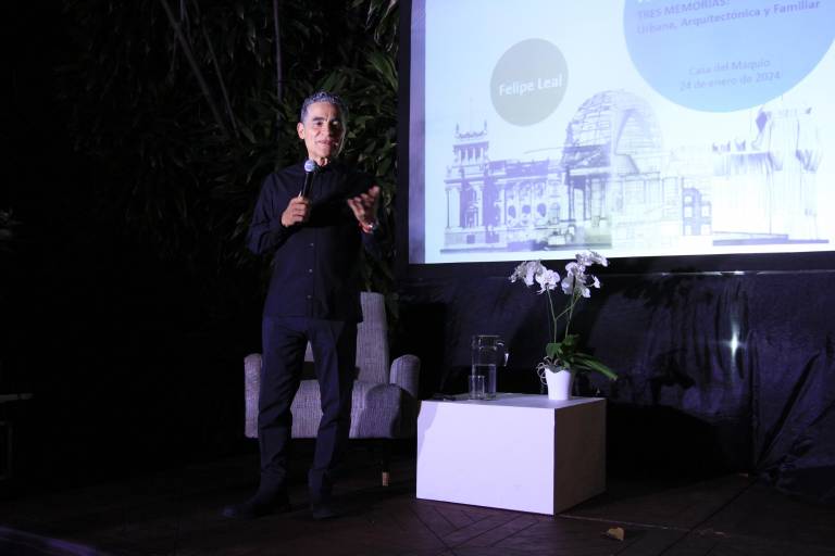 Recorren sinaloenses la memoria arquitectónica de Culiacán