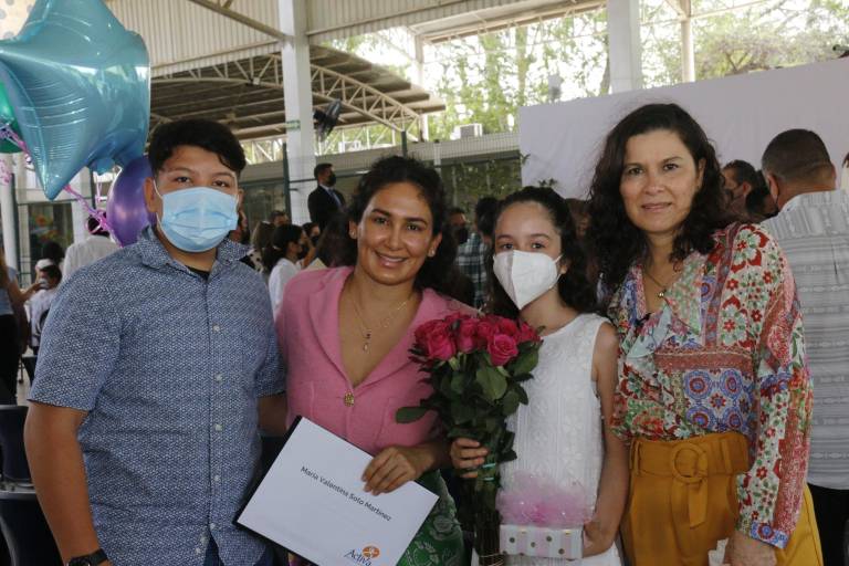 ¡Felicidades, ya son graduados de la Escuela Activa Integral!