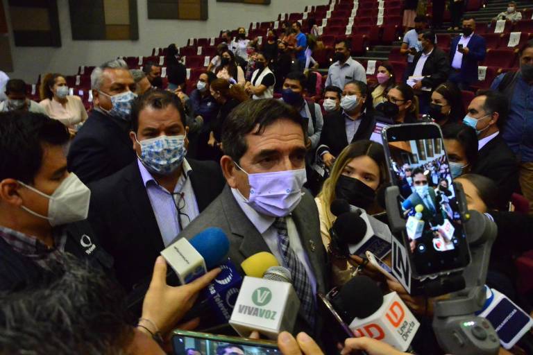 Salud Sinaloa ubica 200 ‘clínicas de belleza’ sin permisos adecuados; 90 sin autorización sanitaria, dice Cuén Ojeda